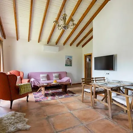 Karaincirevleri Muestakil Tas Ev Ferienhaus